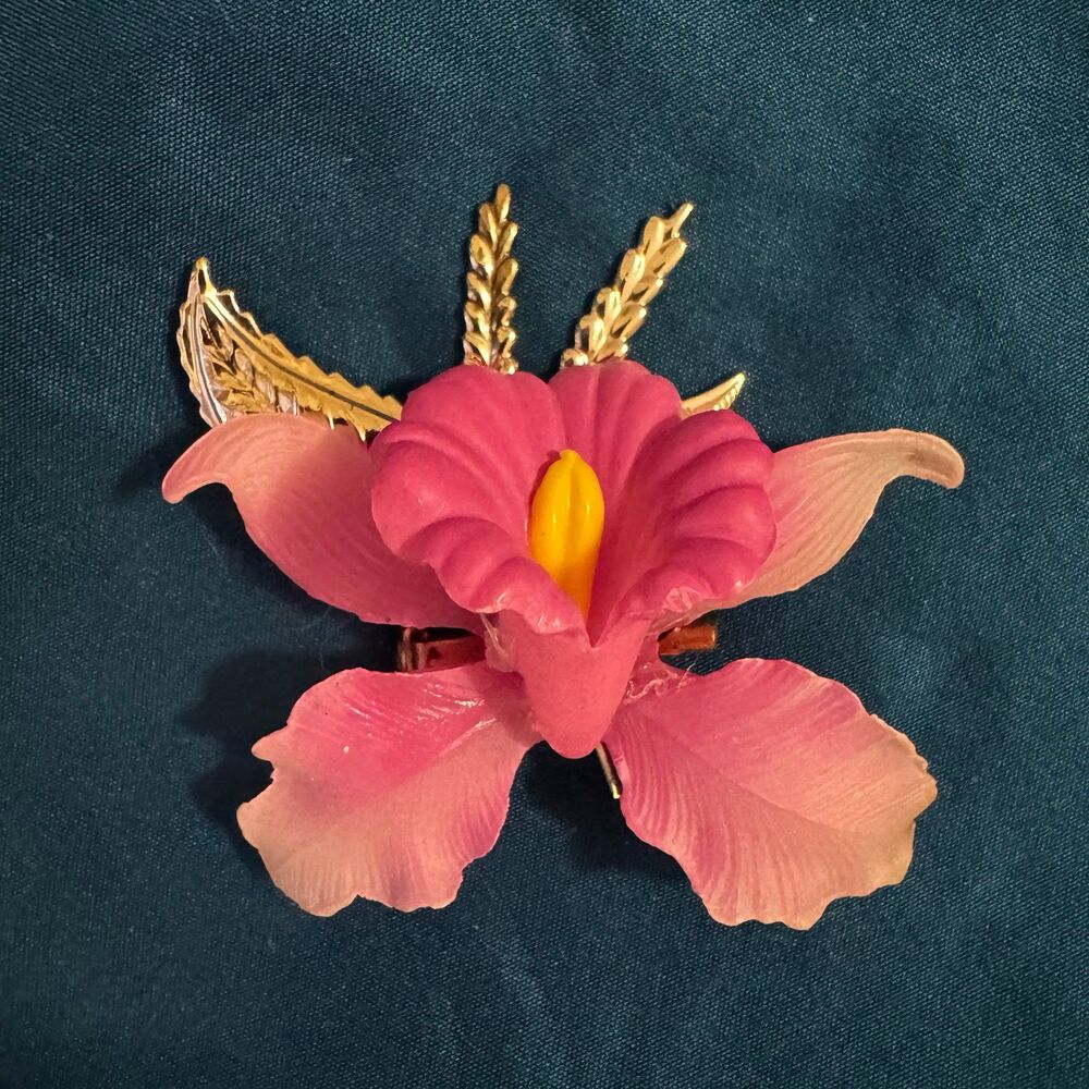 Vintage Pink/Gold Lucite Celluloid Orchid Flower Brooch Pin [Jewelry 046]